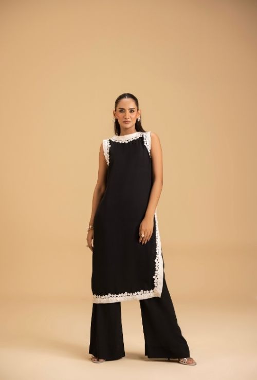 The Black Edit Set