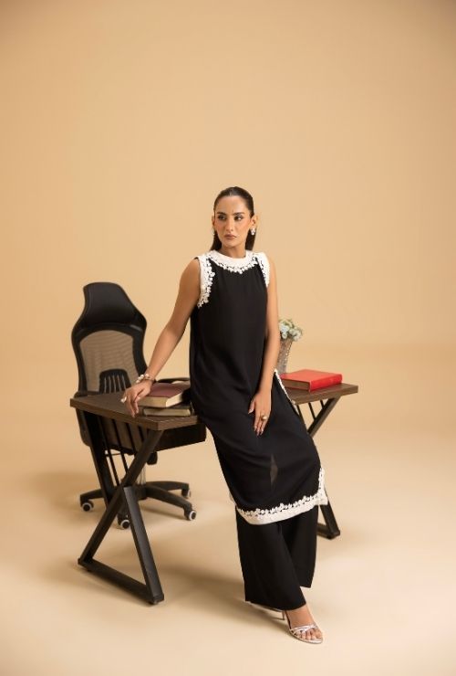 The Black Edit Set