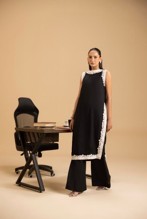 The Black Edit Set